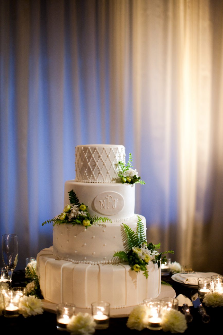 Arroyo Trabuco Golf Club Orange County Wedding Cake Wedding Sassy Girl Weddings & Events Los Angeles & Orange County Wedding Planner and Wedding Planning